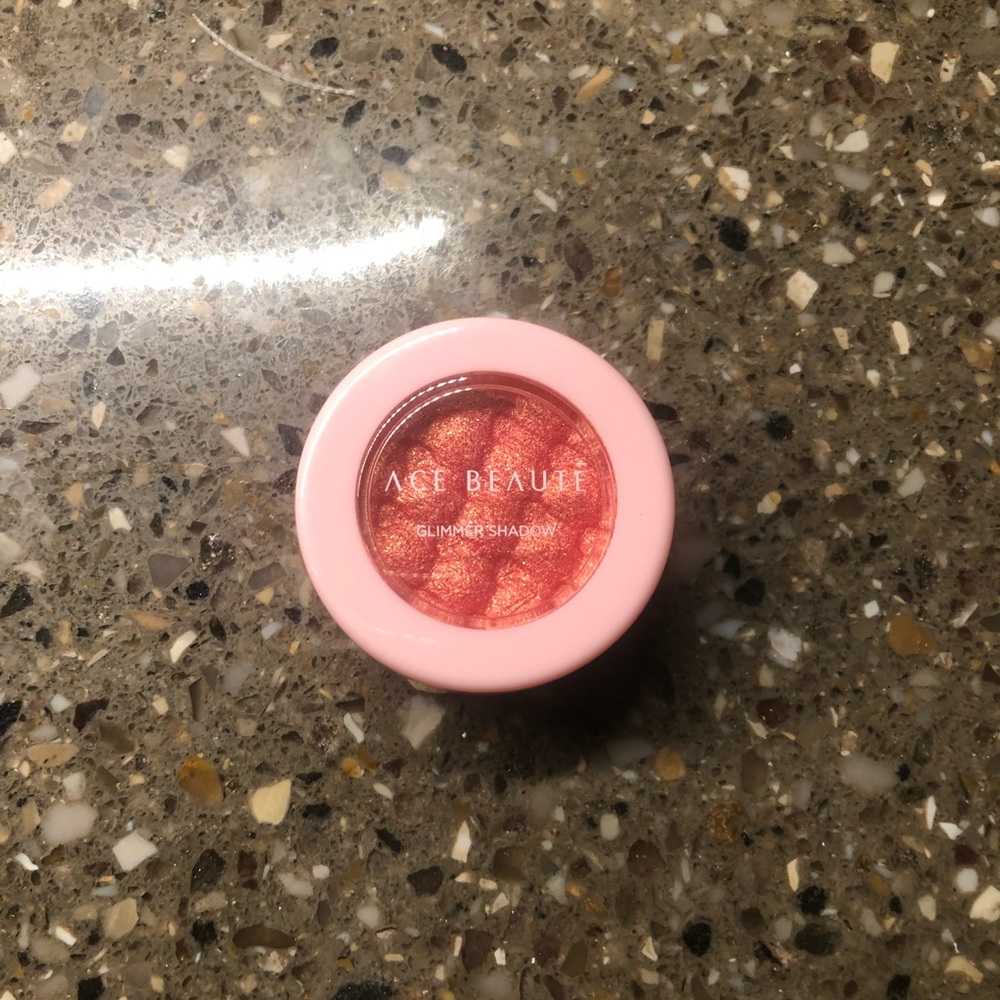 Ace beaute single glimmer shadow